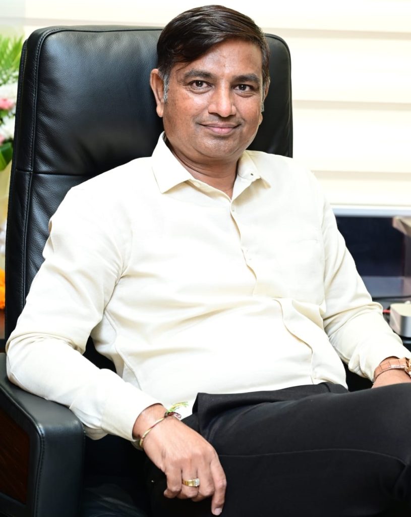 rr-director Director Dinesh Rangani (Patel)